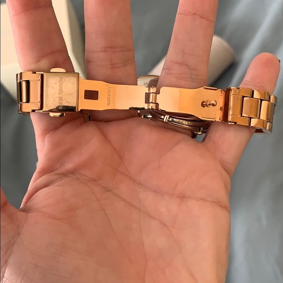 Michael Kors watch - Picture 8 of 8